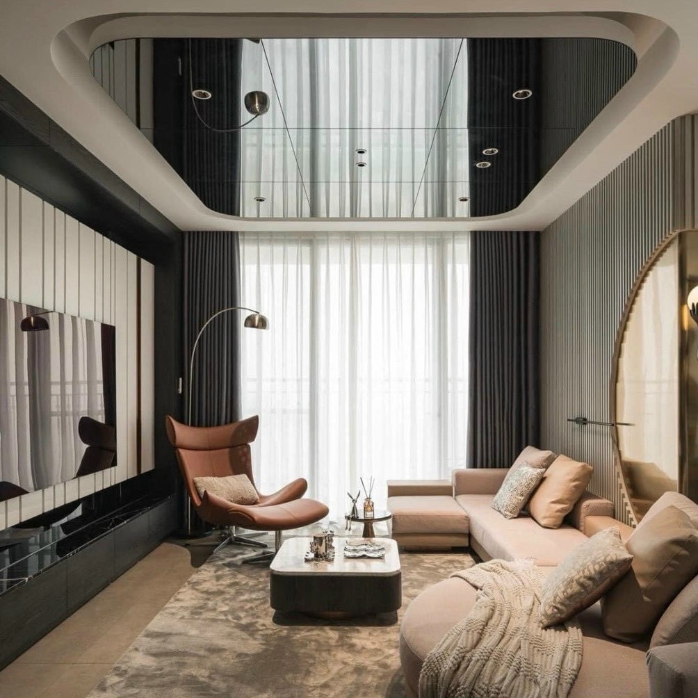 kính thủy đen