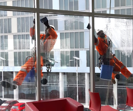 Tẩy ố vết trầy đánh bóng kính