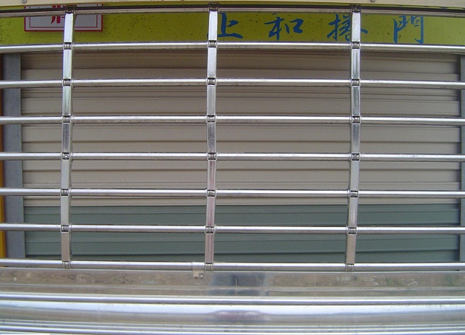 Cửa cuốn song ngang
