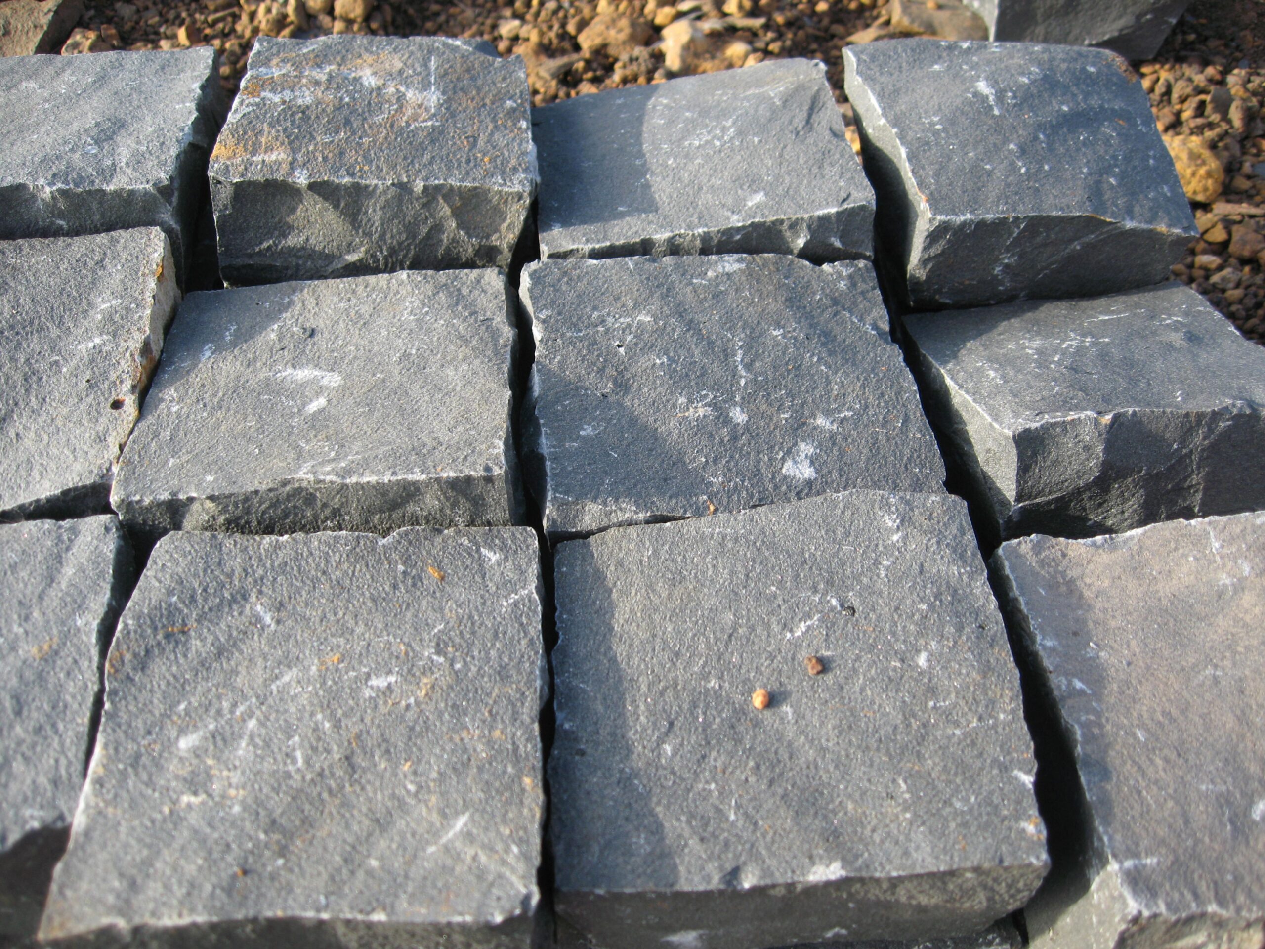 đá bazan cubic