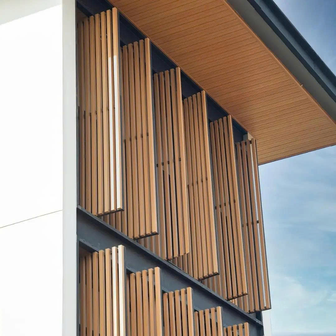 Lam che nắng gỗ tự nhiên xoay tự động