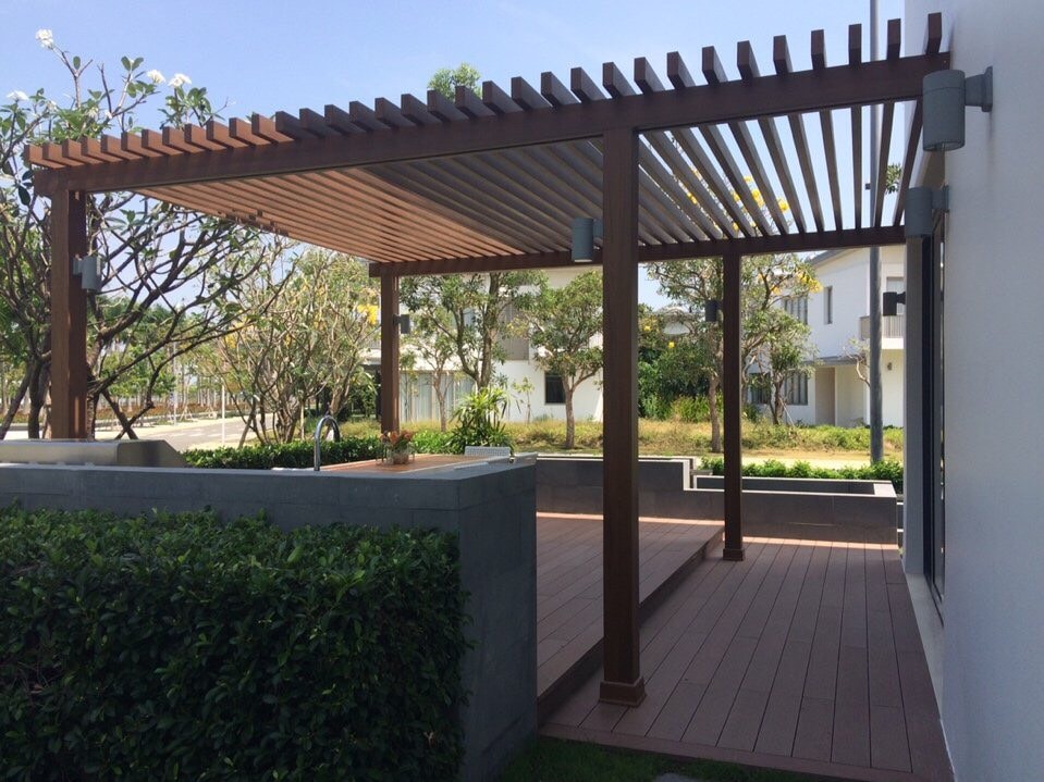 Lam Pergola gỗ nhựa ngoài trời