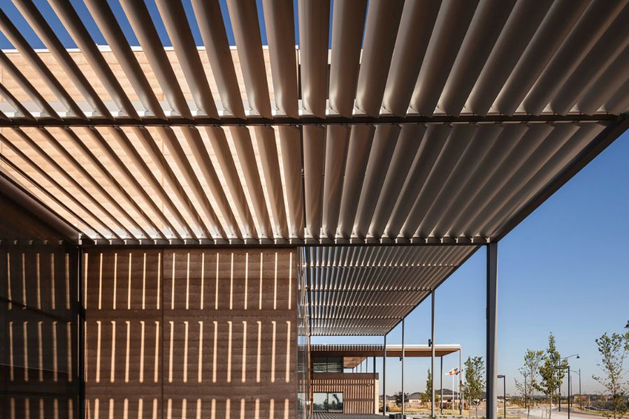 Lam thép CNC sơn tĩnh điện