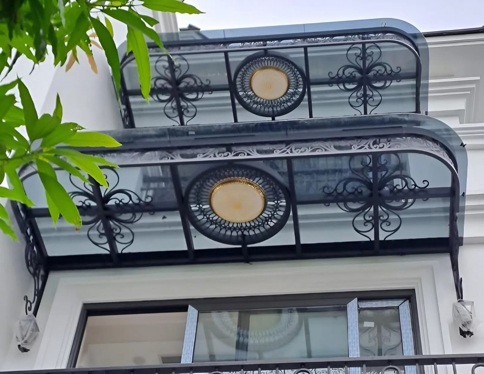 mẫu mái kính sắt nghệ thuật