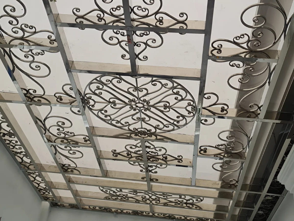 mẫu mái kính sắt nghệ thuật