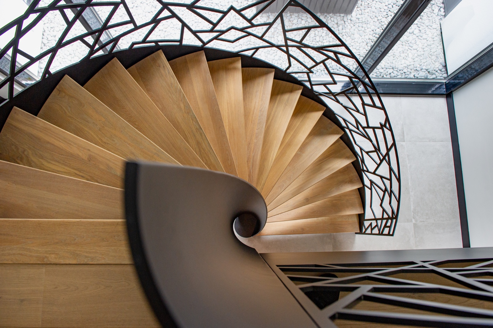 Cầu Thang Xoắn Ốc thép Cnc