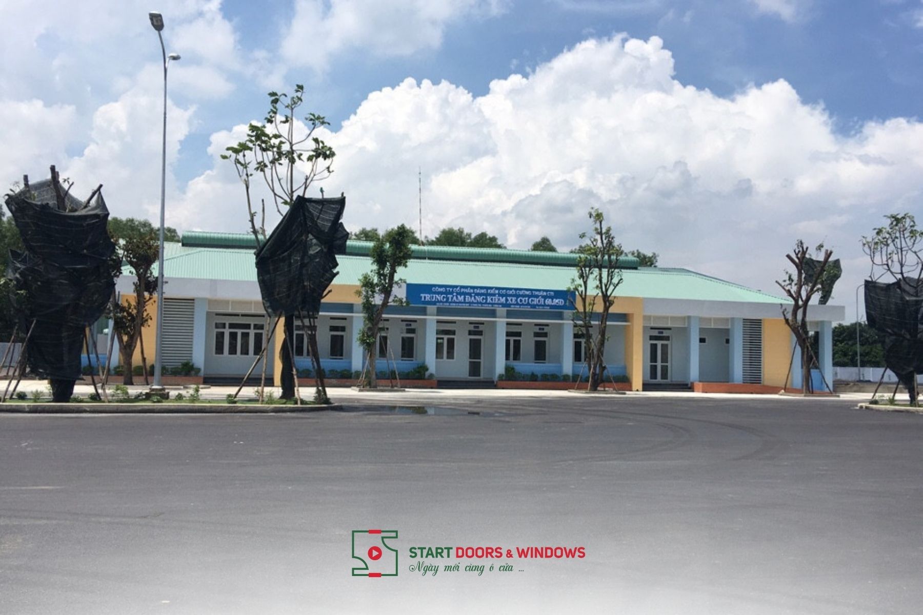 Không chỉ là nhà cung cấp cửa công nghiệp, Start Windows còn đóng vai trò là đối tác chiến lược, đưa giải pháp kỹ thuật và công nghệ vào từng chi tiết của công trình.