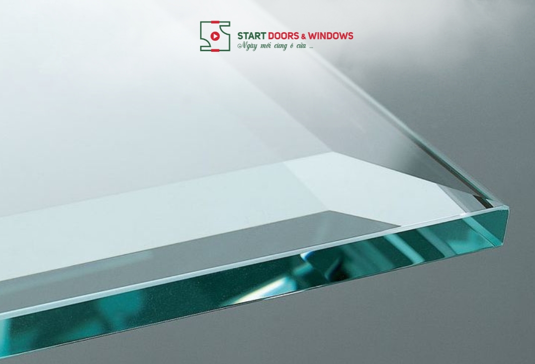 Thi công sàn kính cường lực