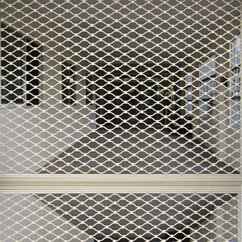 cửa cuốn lưới mắc võng inox