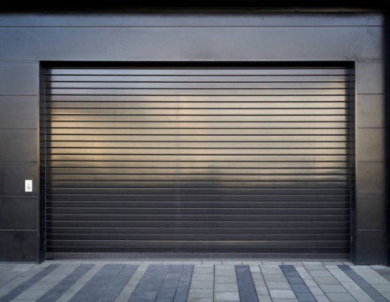 giá cửa cuốn điều khiển từ xa