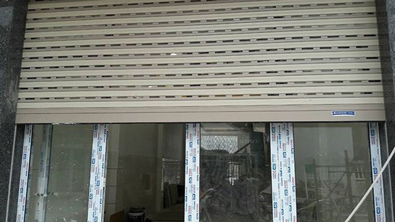 các loại cửa cuốn khe thoáng