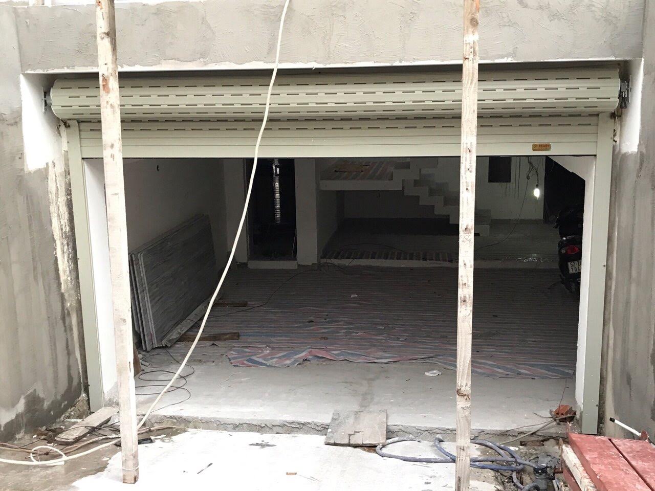 cửa cuốn 2 lớp