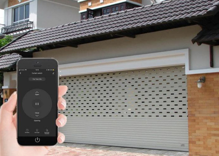 cửa cuốn điều khiển bằng điện thoại