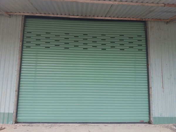 cửa cuốn điều khiển từ xa