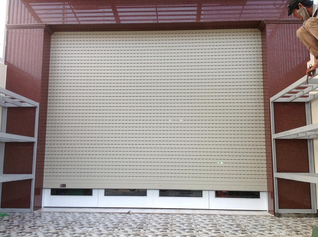 báo giá cửa cuốn nhôm