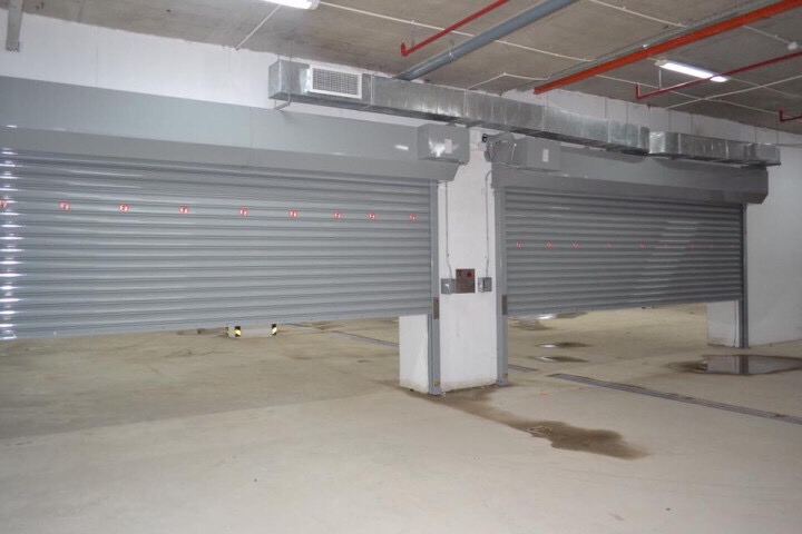 cửa cuốn siêu trường