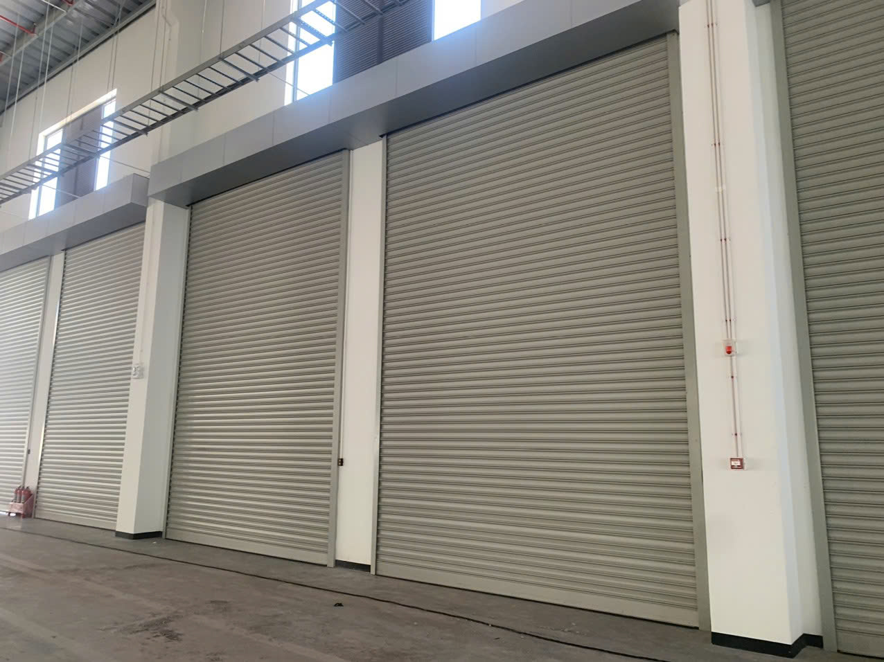 Cửa cổng nhà xưởng