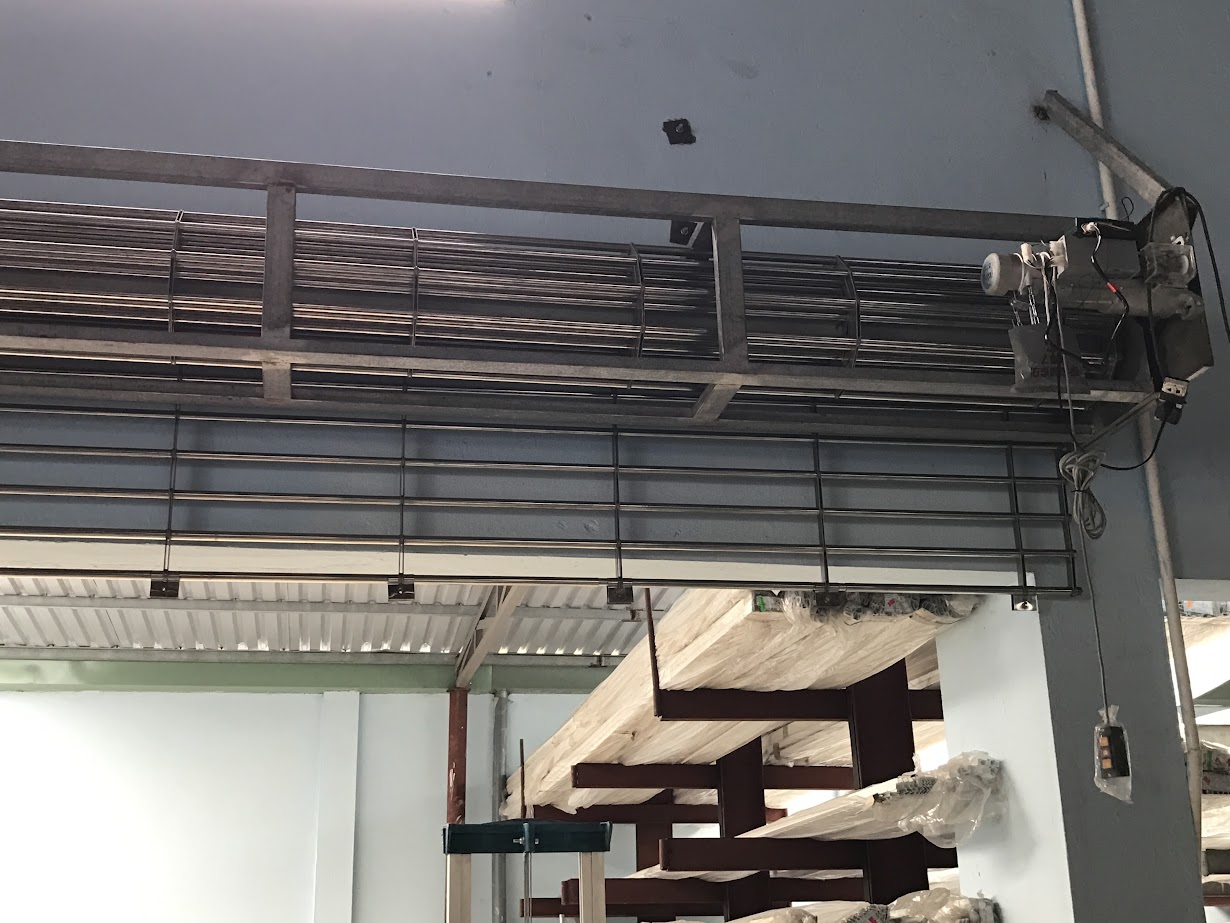 Cửa cuốn inox song ngang