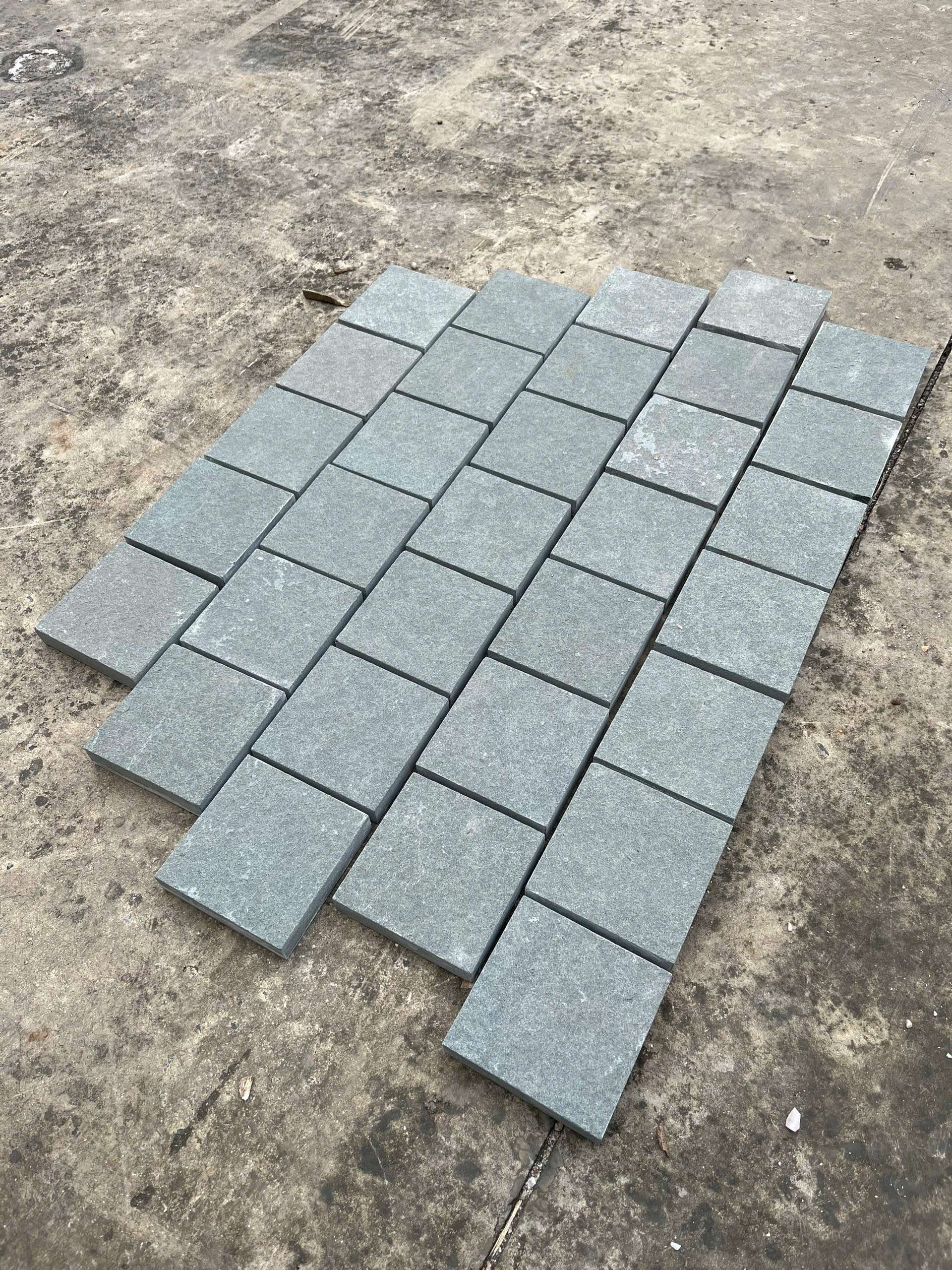 đá cubic bazan