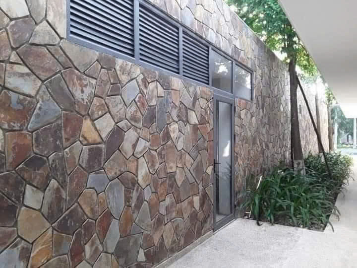 đá rối đa sắc