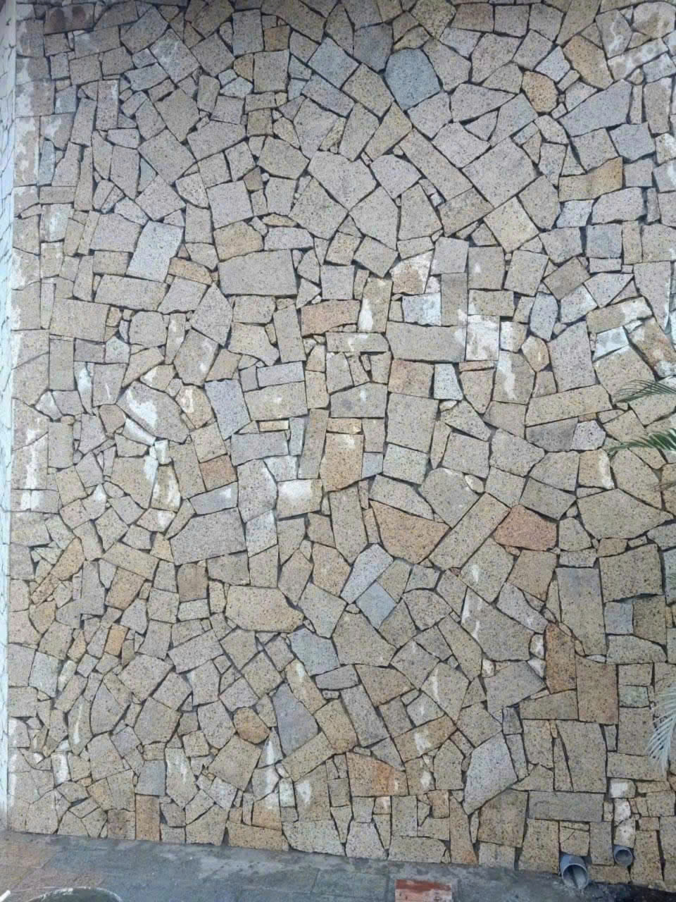 đá rối vàng bình định
