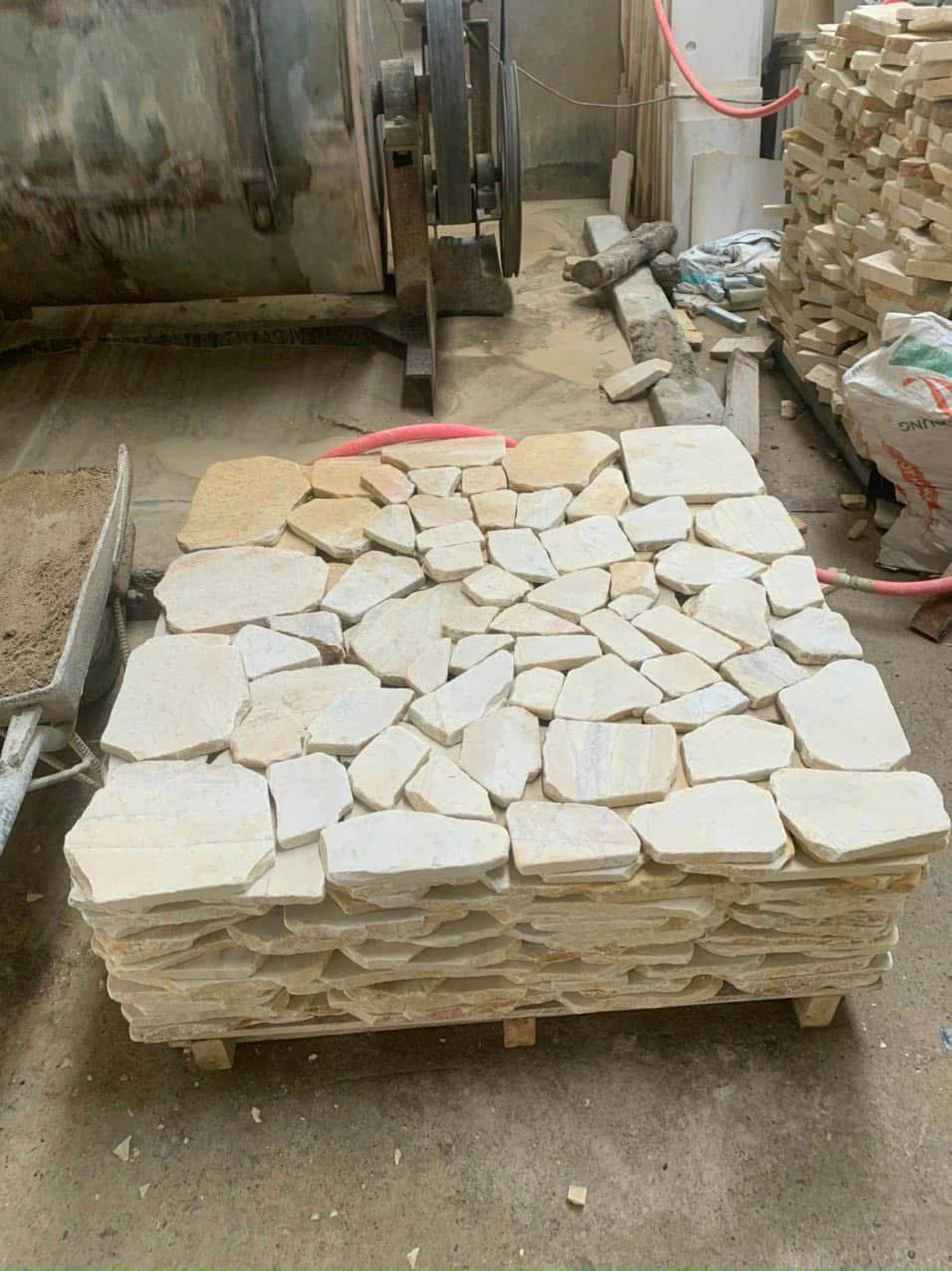Đá rối vàng Đà Nẵng