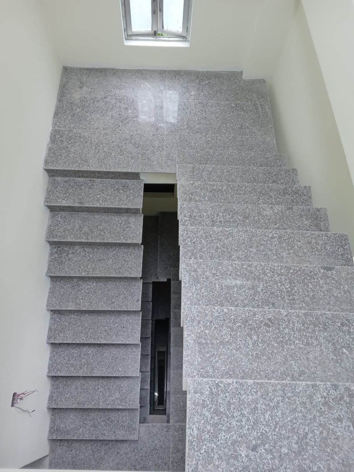 Đá trắng suối lau Bình Định