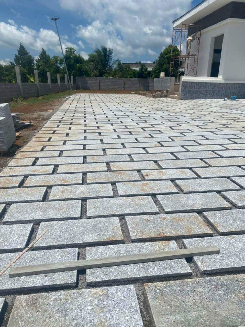 Đá trắng suối lau Bình Định