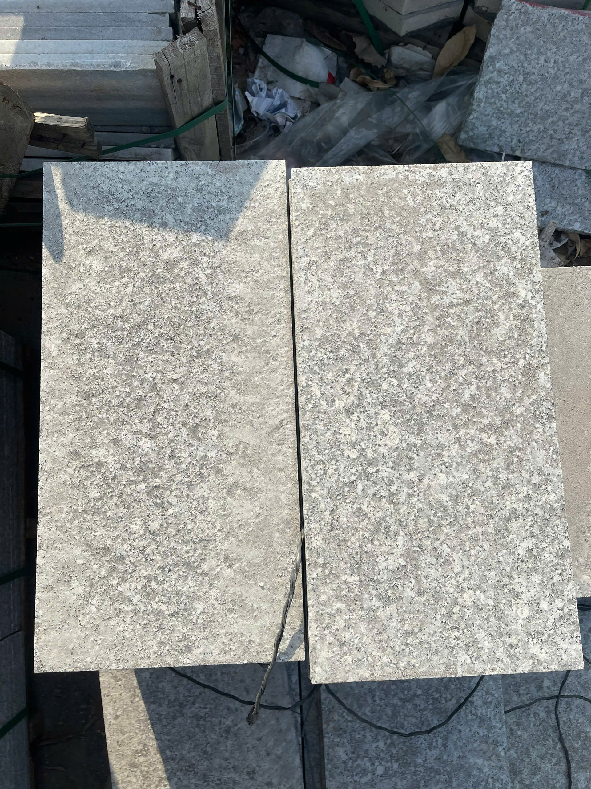 Đá trắng suối lau Bình Định