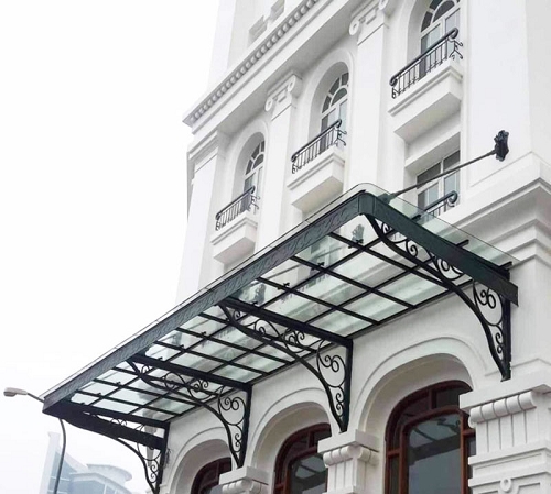 Bảo trì thay thế mái kính Canopy
