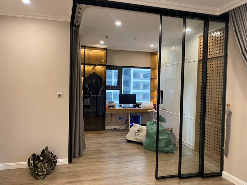 cửa lùa slim ray treo trên