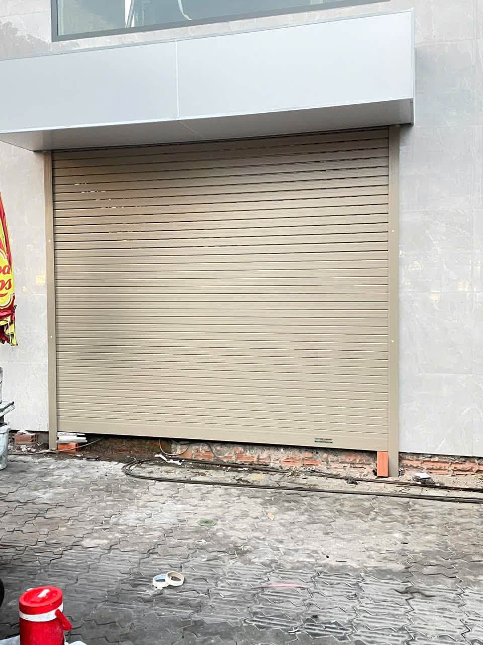 Cửa cuốn gần đây