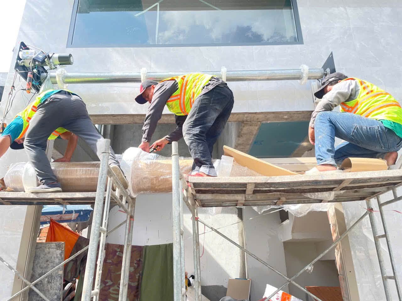 Cửa cuốn giá rẻ