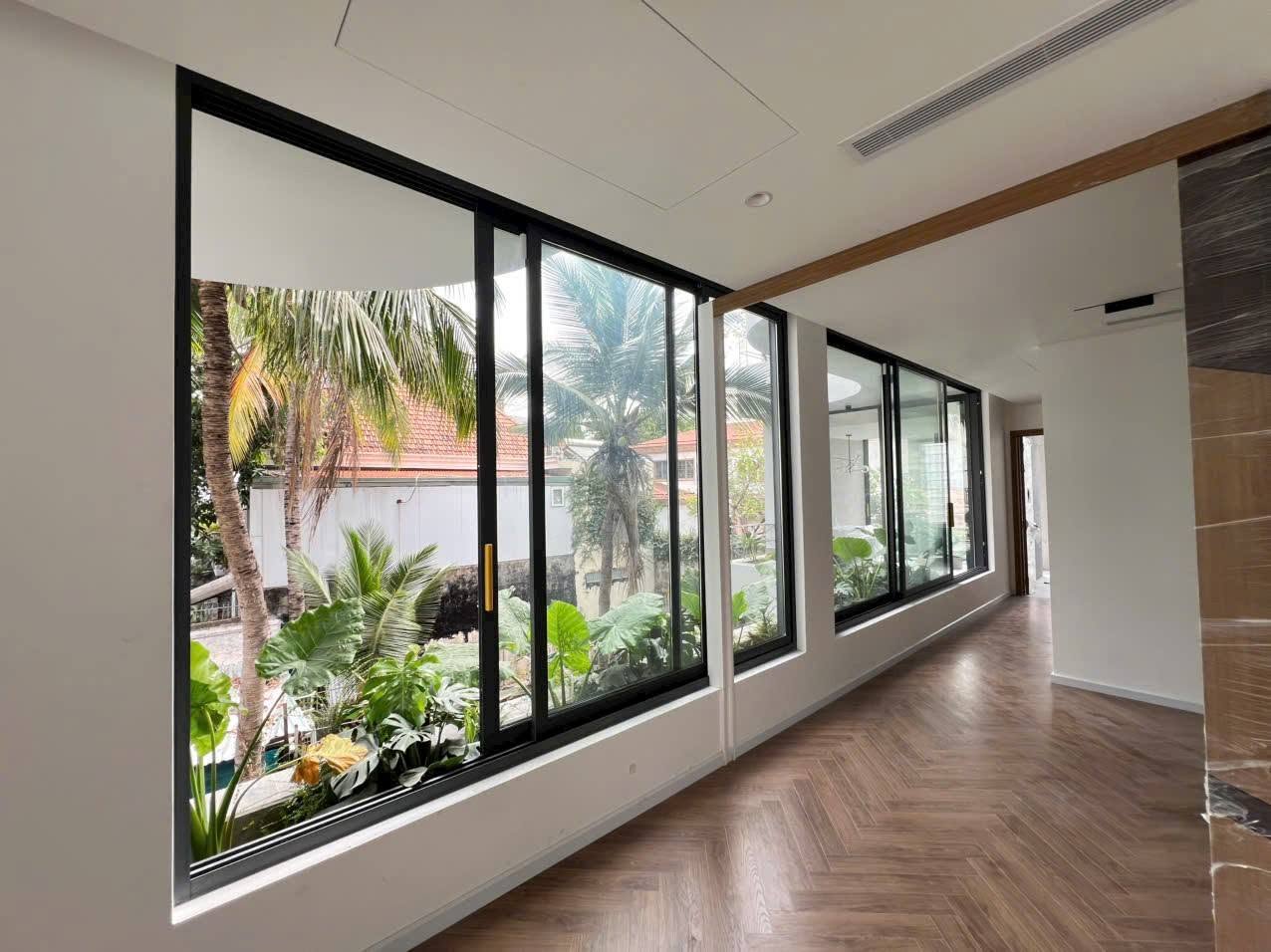 giá cửa nhôm cao cấp nhất hiện nay