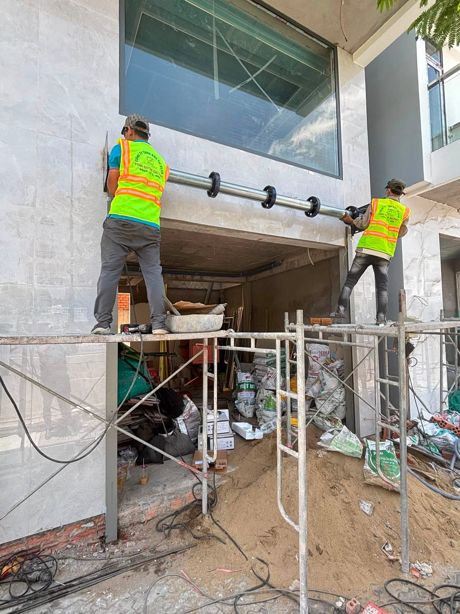 Báo giá cửa cuốn nhôm công nghệ đức